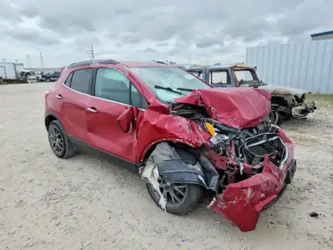 KL4CJ1SM8KB711091 — 2019 Buick Encore, zdjęcie 4 z Copart, Przód