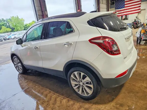 KL4CJASB3LB070691 — 2020 Buick Encore, фото 2 с аукциона Copart, Повреждения снизу