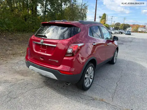 KL4CJESB6LB042519 — 2020 Buick Encore, foto 4 de Copart 04.11.2026, Desgaste normal
