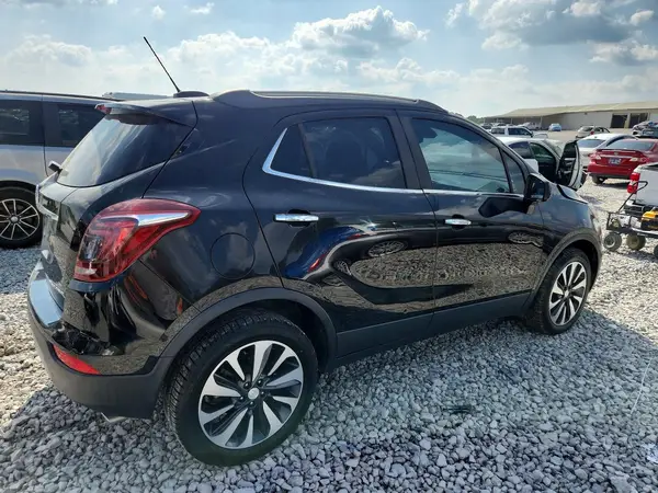 KL4CJASB1MB338929 — 2021 Buick Encore, фото 3 с аукциона Copart 01.10.2026, Боковая часть