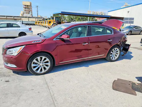 1G4GD5G34GF277379 — 2016 Buick LaCrosse, Tył (Rear End), zdjęć przed naprawą