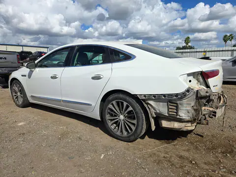 1G4ZP5SS5HU172748 — 2017 Buick LaCrosse, foto 2 de Copart 04.11.2026, Parte trasera