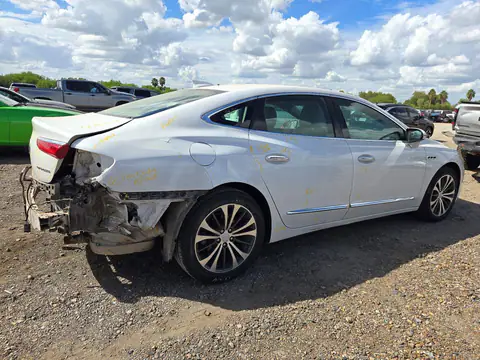 1G4ZP5SS5HU172748 — 2017 Buick LaCrosse, foto 3 de Copart 04.11.2026, Parte trasera