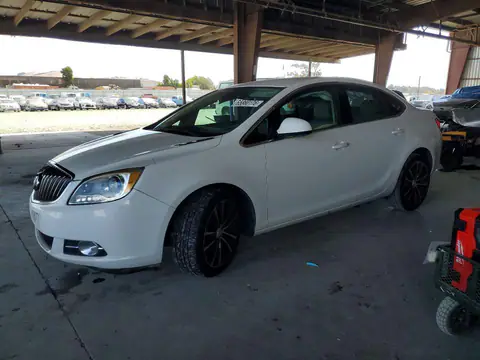 1G4PR5SK1H4121815 Buick Verano 2017 — пошкодження Бокова частина, фото до ремонту