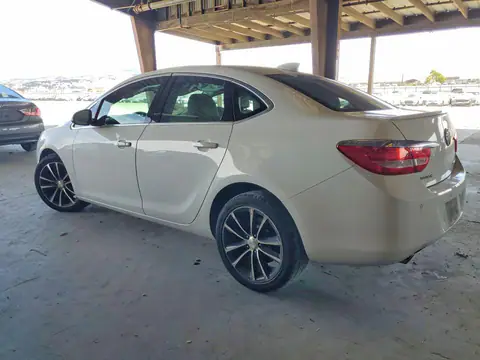 1G4PR5SK1H4121815 — 2017 Buick Verano, фото 2 з Copart 29.10.2026, Бокова частина