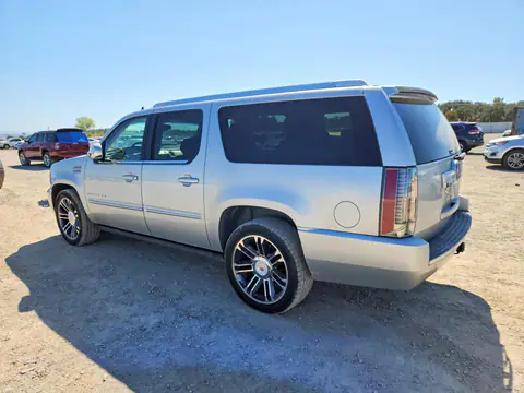 2013 CADILLAC ESCALADE VIN 1GYS4JEF4DR200598 фото 2
