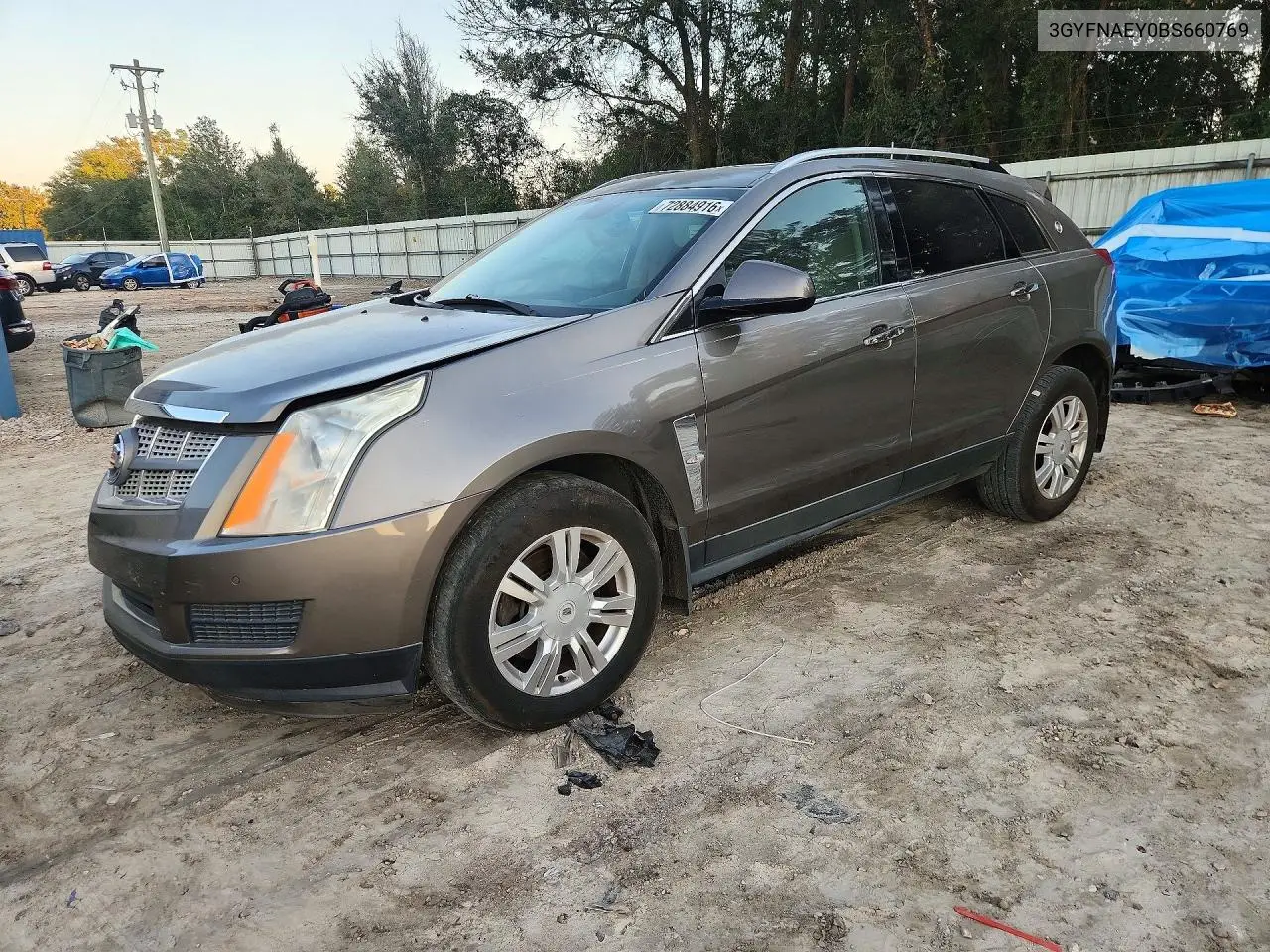 3GYFNAEY0BS660769 Cadillac SRX 2011 — Minor dents and scratches damage, before-repair photo