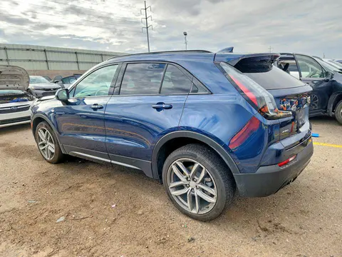 2020 Cadillac XT4 VIN 1GYFZFR41LF081398 фото 2