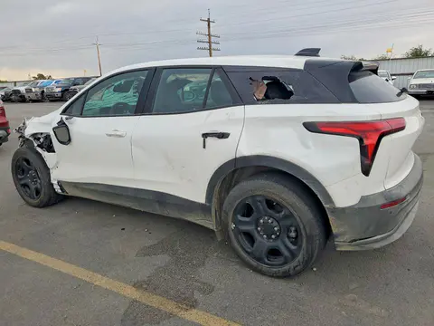 2025 Chevrolet Blazer VIN 3GNKDFRL6SS194369 фото 2
