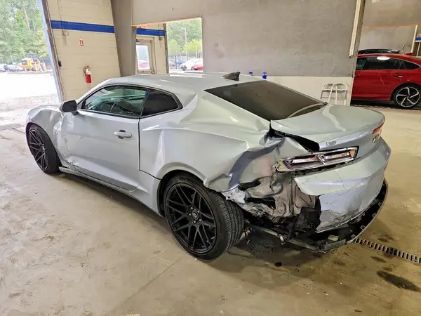 1G1FB1RX1H0160600 — 2017 Chevrolet Camaro, zdjęcie 2 z Copart, Tył