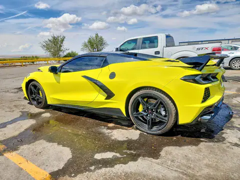 1G1YC3D45M5000019 — 2021 Chevrolet Corvette, photo 2 from Copart 22.10.2026, Front end