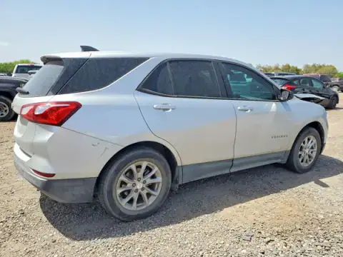 3GNAXHEV5JS504256 — 2018 Chevrolet Equinox, photo 3 from Copart 04.10.2026, Front end