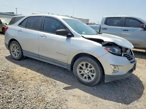 3GNAXHEV5JS504256 — 2018 Chevrolet Equinox, photo 4 from Copart 04.10.2026, Front end