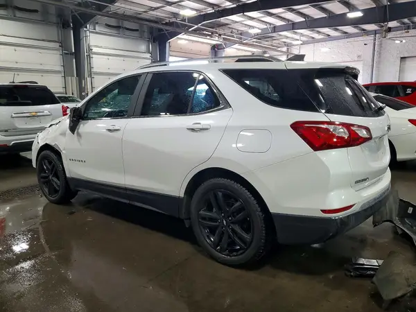 3GNAXUEV9ML348942 — 2021 Chevrolet Equinox, zdjęcie 2 z Copart, Przód