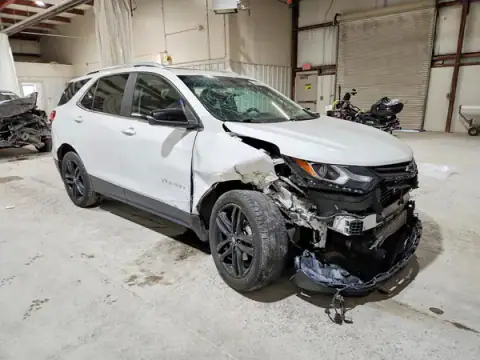 3GNAXUEV5ML371635 — 2021 Chevrolet Equinox, photo 4 from Copart, Front end