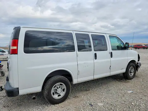 2017 CHEVROLET EXP G3500 VIN 1GAZGLFG7H1314316 фото 3