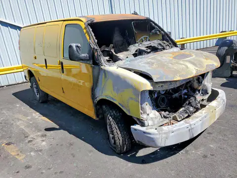 1GCWGAFP8M1243376 — 2021 Chevrolet Express 2500, фото 4 с аукциона Copart 26.10.2026, Пожар