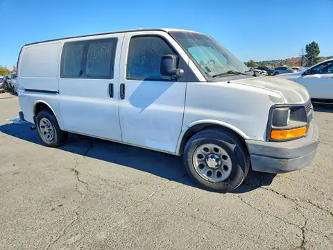 2012 CHEVROLET EXPRESS G1500 VIN 1GCSGAFX5C1133785 фото 4