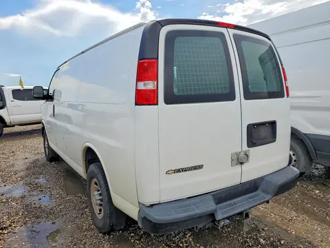 2021 CHEVROLET EXPRESS G2500 VIN 1GCWGAFP3M1197276 фото 2