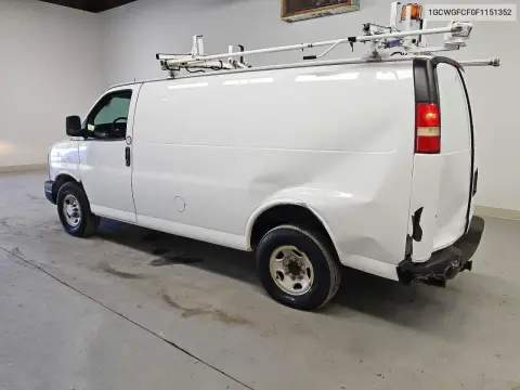 2015 Chevrolet Express G2500 VIN 1GCWGFCF0F1151352 фото 2