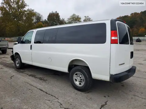 1GAZGNF74S1222454 — 2025 Chevrolet Express, photo 2 from Copart, Front end