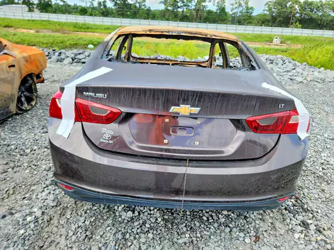 1G1ZE5ST5GF250055 — 2016 Chevrolet Malibu, Pożar, zdjęć przed naprawą