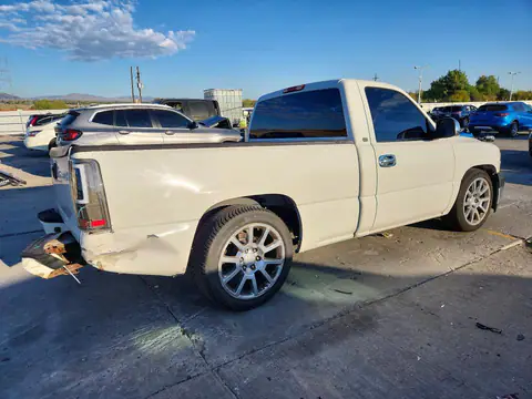 2000 CHEVROLET SILVERADO VIN 1GCEC14V5YE422885 фото 3