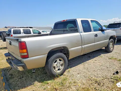 2002 CHEVROLET SILVERADO VIN 2GCEC19XX21213855 фото 3