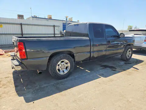 2003 CHEVROLET SILVERADO VIN 2GCEC19V631315850 фото 3