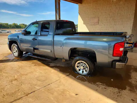 2011 CHEVROLET SILVERADO VIN 1GCRCREA1BZ440845 фото 2