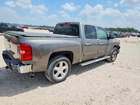 2013 CHEVROLET SILVERADO VIN 3GCPCSE03DG302846 фото 3