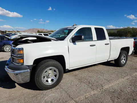 1GCRCPEC6FZ311964 Chevrolet Silverado 2015 — Front end damage, before-repair photo