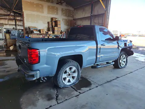 2015 CHEVROLET SILVERADO VIN 1GCNKREC2FZ417857 фото 3