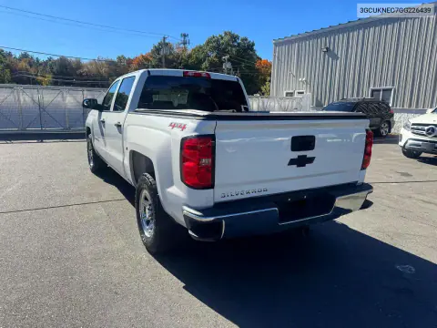 2016 Chevrolet Silverado K1500 VIN 3GCUKNEC7GG226439 фото 2