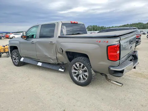2017 Chevrolet Silverado VIN 3GCUKREC4HG256944 фото 2