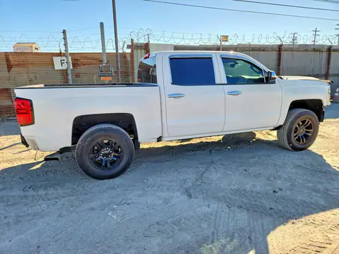 3GCPCREC9HG210004 — 2017 Chevrolet Silverado, ფოტო 3, Copart 26.10.2026, წინა ნაწილი