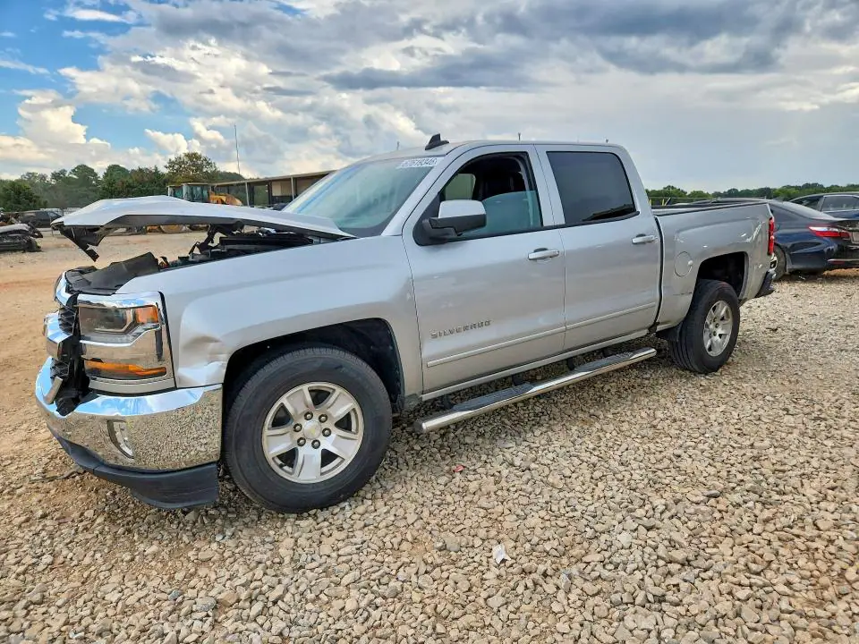 3GCPCREC2JG126998 Chevrolet Silverado 2018 — Front end damage, before-repair photo