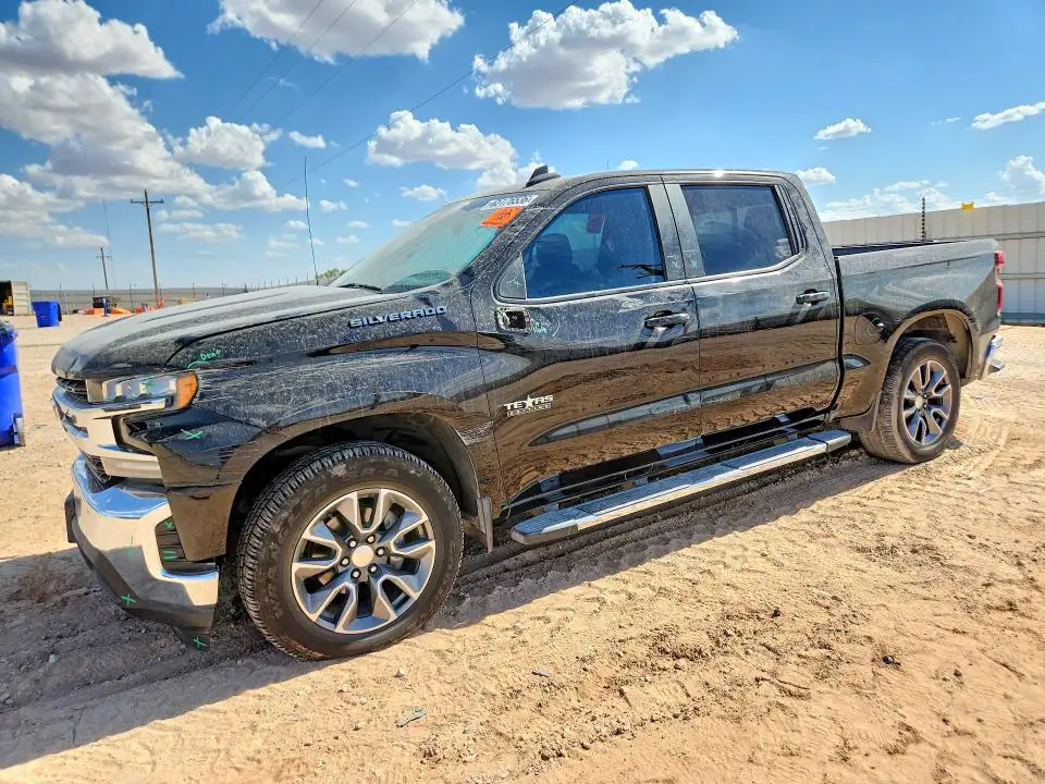 3GCPWCED9MG167565 Chevrolet Silverado 2021 — Front end damage, before-repair photo