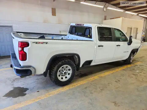 1GC4YLE70RF179961 — 2024 Chevrolet Silverado, foto 3 de Copart 28.10.2026, Parte delantera