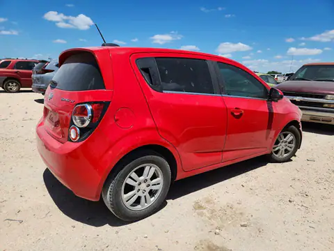 2016 CHEVROLET SONIC VIN 1G1JC6SHXG4144913 фото 3