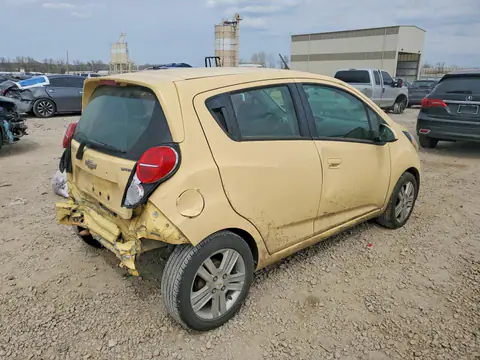 2014 CHEVROLET SPARK VIN KL8CD6S99EC546973 фото 3