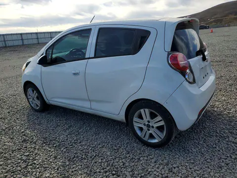 2014 CHEVROLET SPARK VIN KL8CD6S95EC520161 фото 2