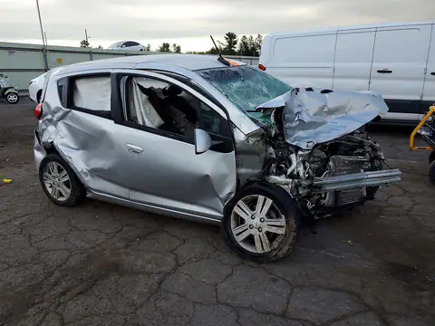 2014 CHEVROLET SPARK VIN KL8CB6S9XEC549239 фото 4
