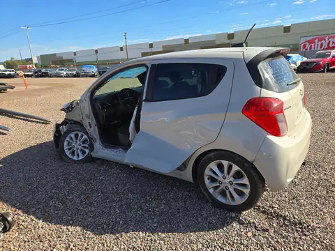 KL8CD6SA4KC709471 — 2019 Chevrolet Spark, photo 2 from Copart 21.10.2026, Front end