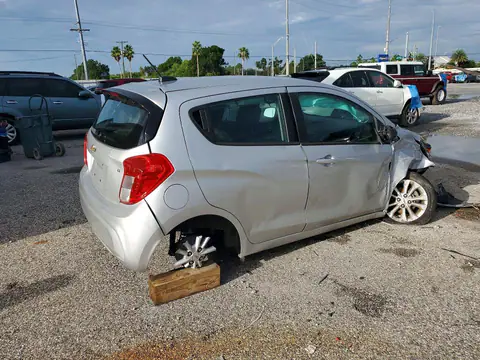 2020 CHEVROLET SPARK VIN KL8CD6SA6LC429486 фото 3