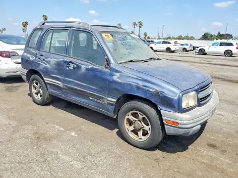 2000 CHEVROLET TRACKER VIN 2CNBE13C4Y6905118 фото 4