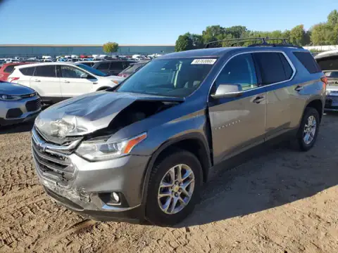 1GNERGKW9MJ177594 Chevrolet Traverse 2021 — uszkodzenie Przód, zdjęcie przed naprawą