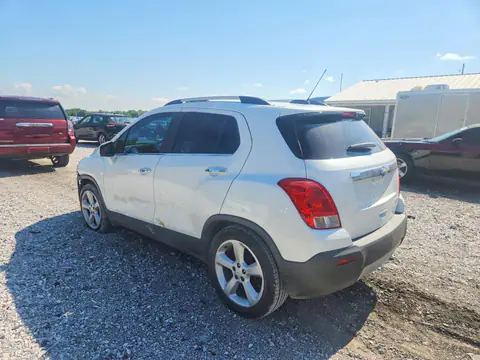 KL7CJMSB0GB643136 — 2016 Chevrolet TRAX, zdjęcie 2 z Copart 14.10.2026, Przód