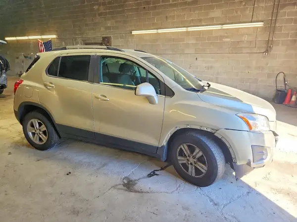 3GNCJLSB9GL115775 — 2016 Chevrolet TRAX, photo 4 from Copart, Front end