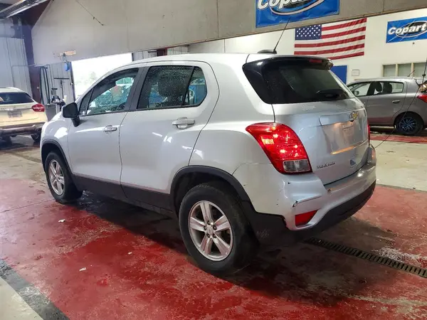 KL7CJNSB3JB722524 — 2018 Chevrolet TRAX, фото 2 с аукциона Copart, Боковая часть